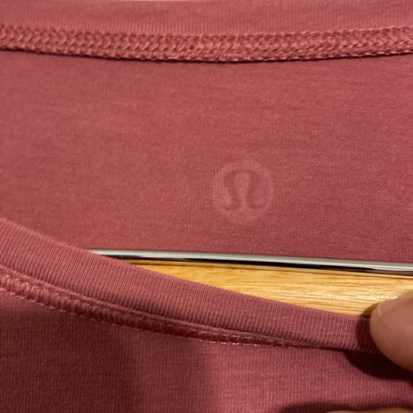 Lululemon To The Point Long Sleeve Loose Fit Misty Merlot Tee-Shirt - Picture 9 of 14